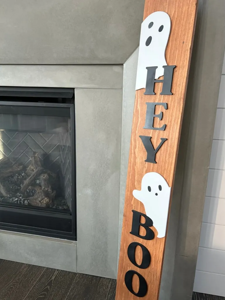 Hey Boo Porch Sign view 3