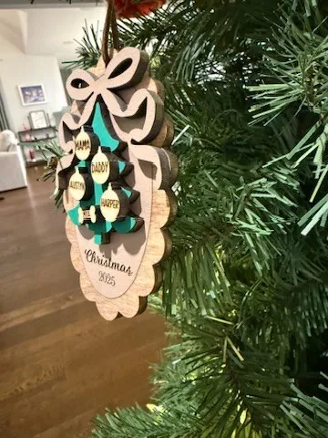 Family Ornament - Bow and Tree view 2