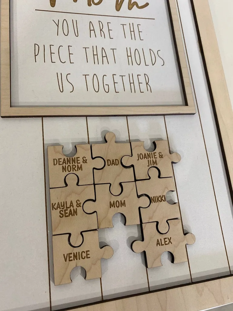 MOM Puzzle Sign view 3