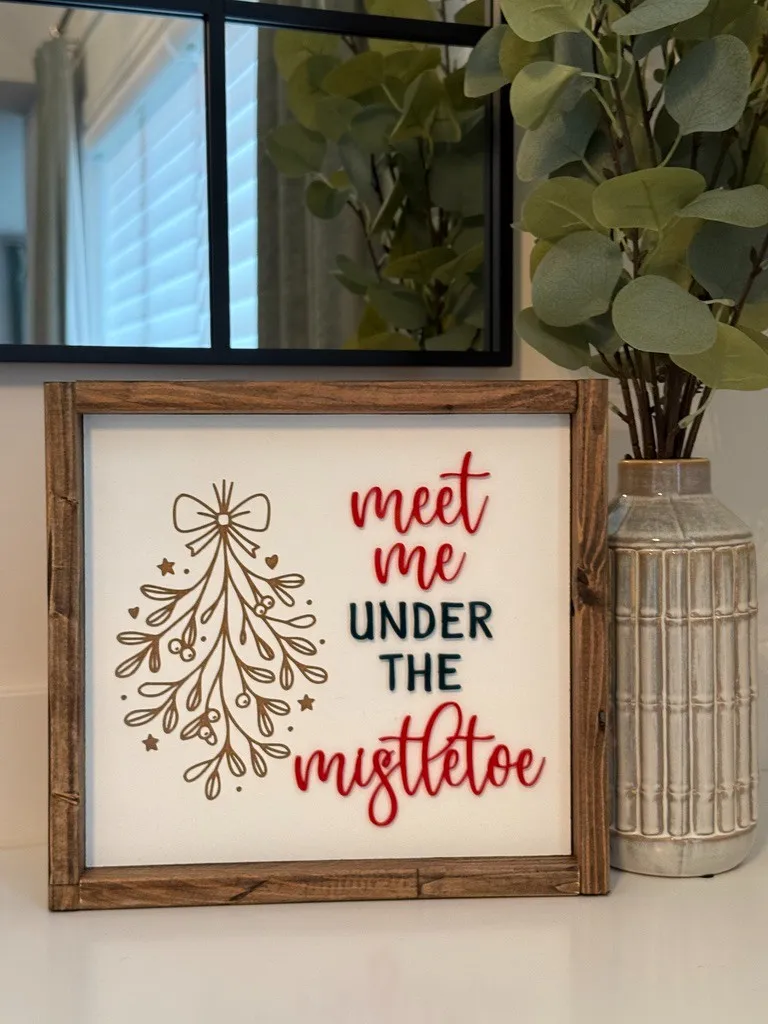 Meet me under the mistletoe